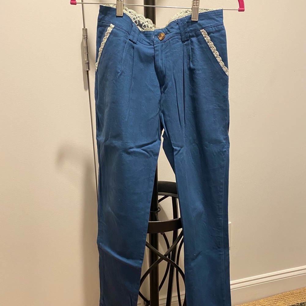 Spring/summer laced pants